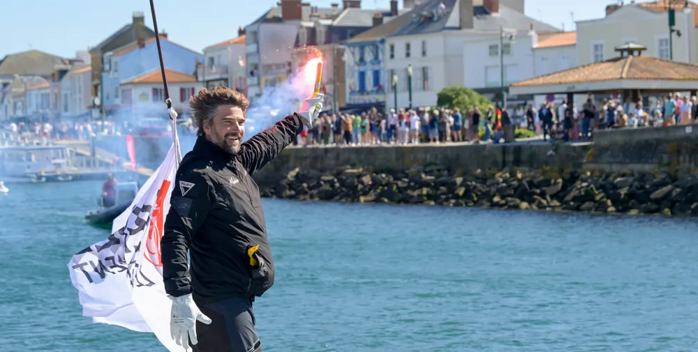 Boris Herrmann (Malizia - Seaexplorer) prend la 2e place.
